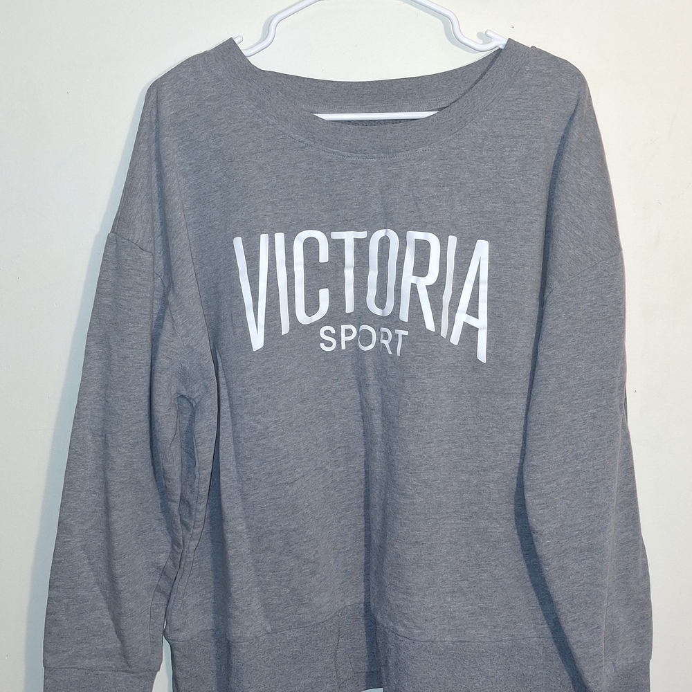 Victoria Sport Gray Sweatshirt